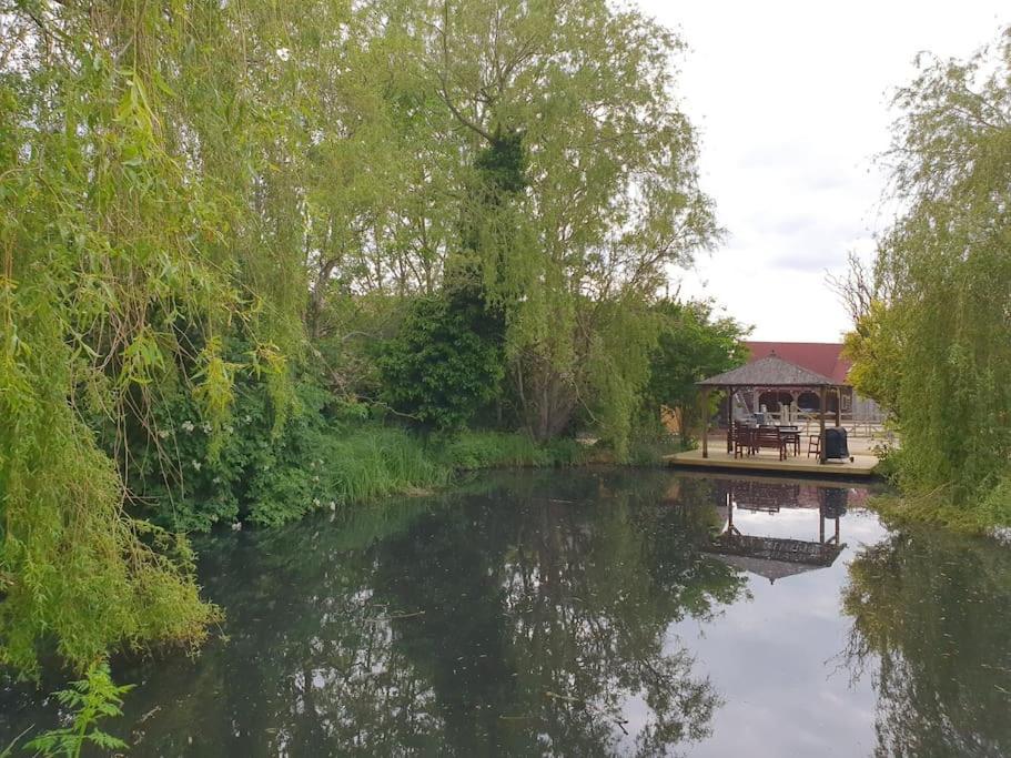 Pondside Barn Villa Long Wittenham Exterior foto